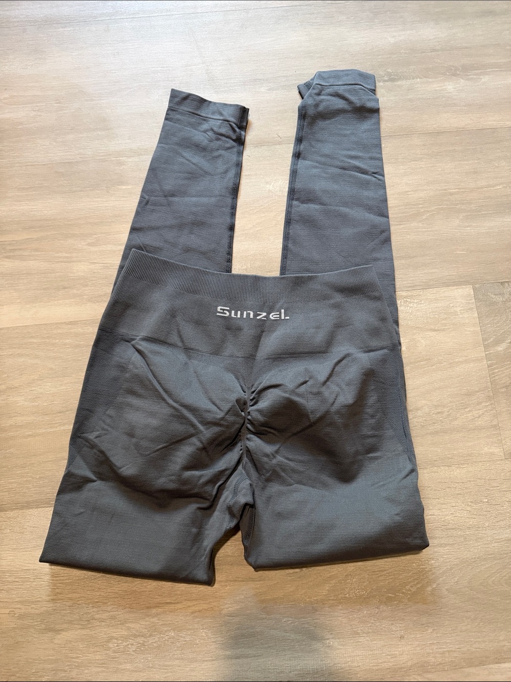 Sunzel leggings size small